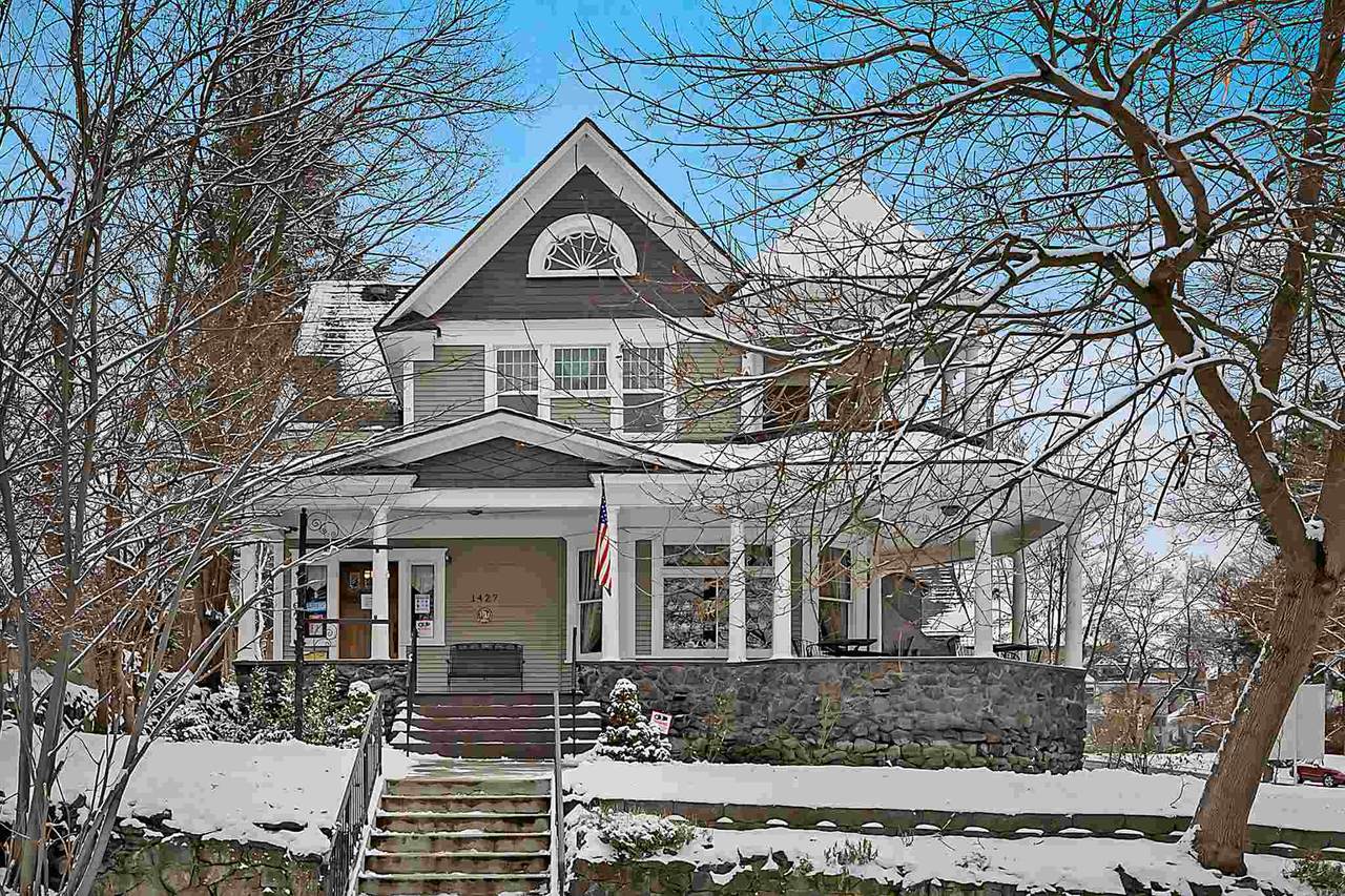 1427 6th Ave - Photo 1