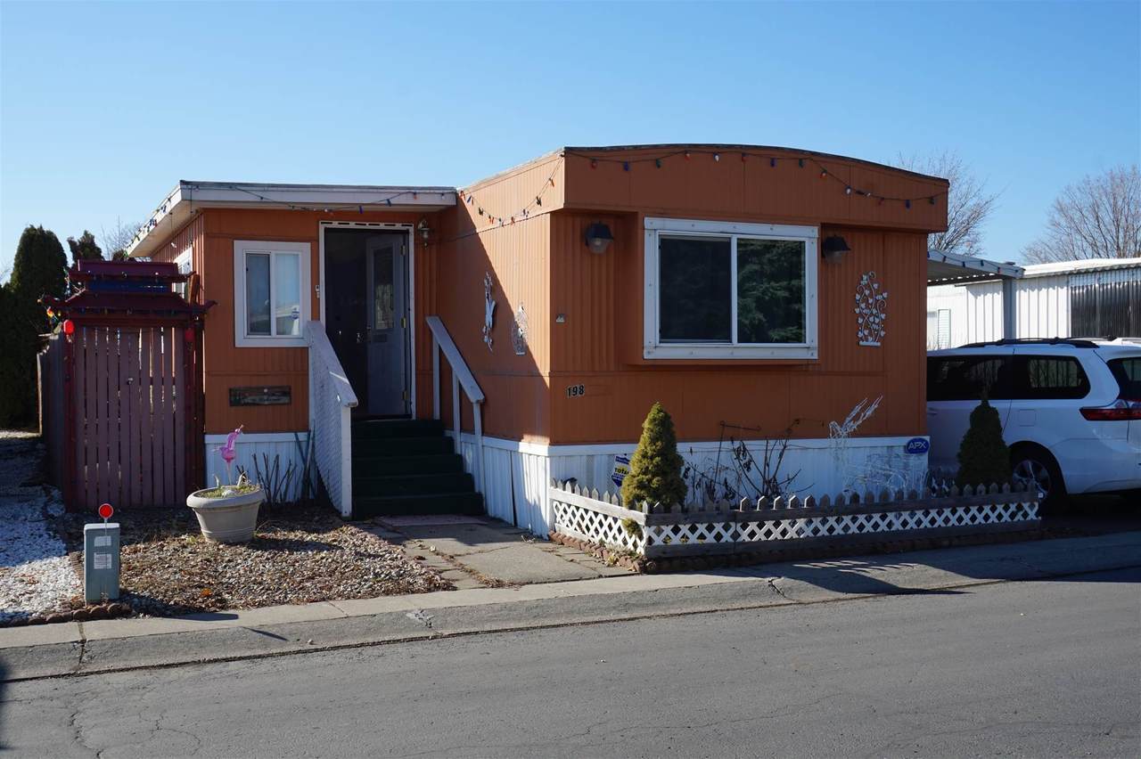 1207 Lyons Ave - Photo 1