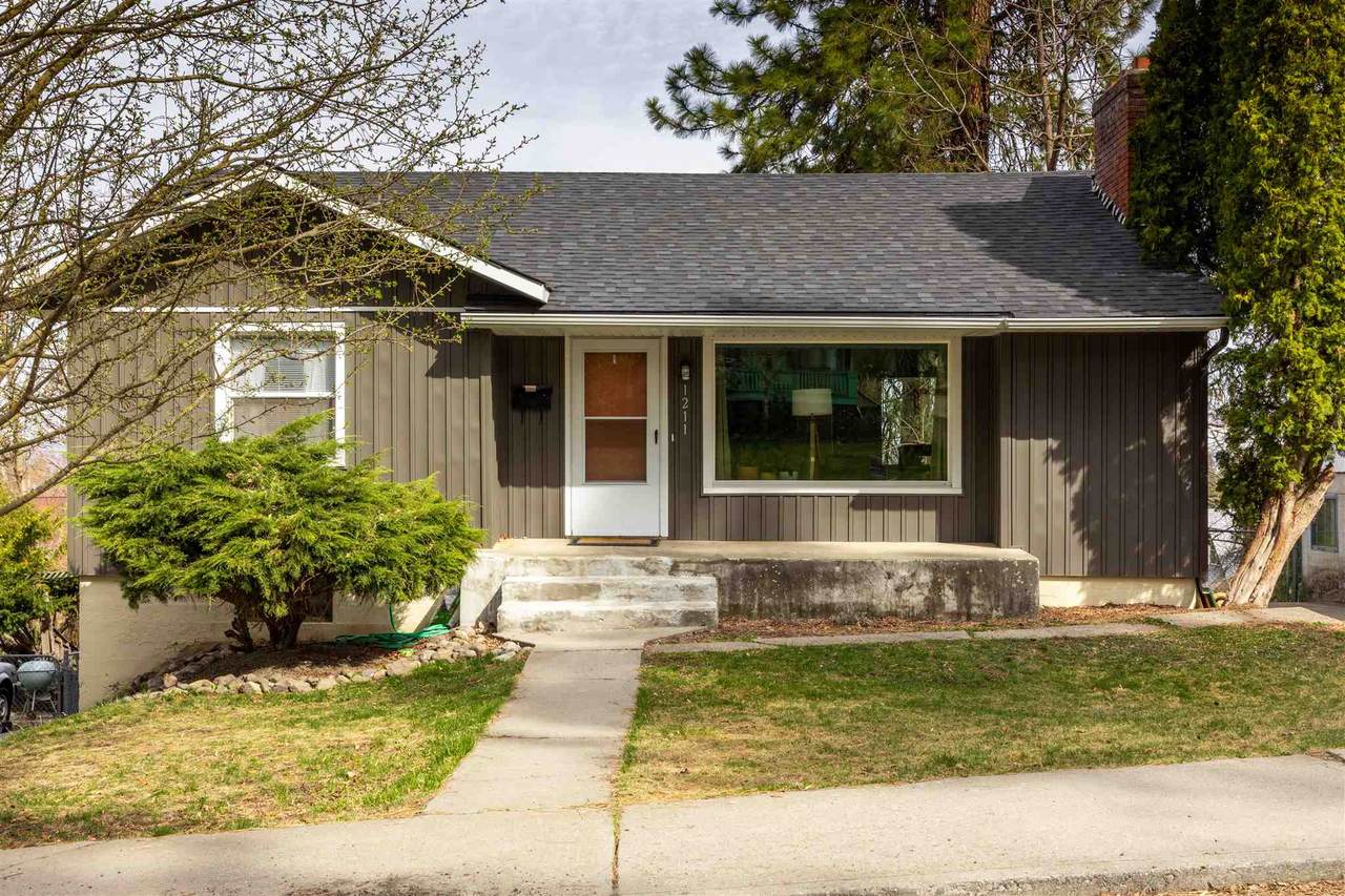 1211 14 Ave - Photo 1