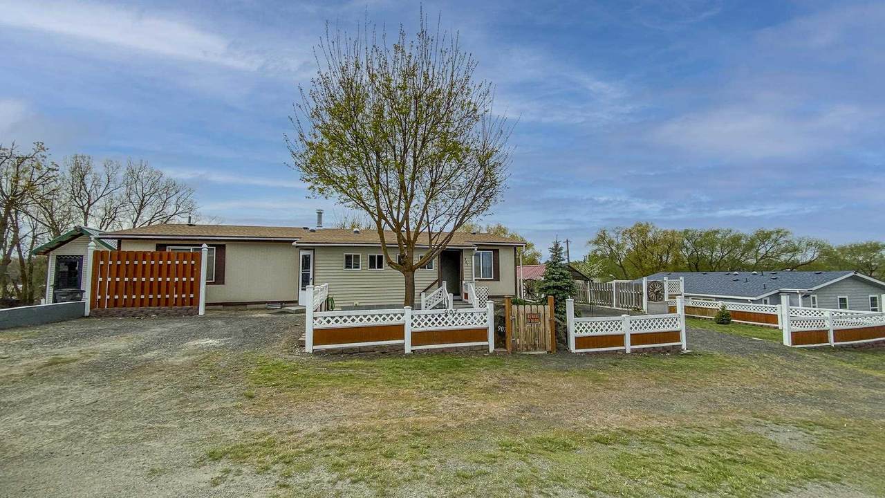907 Sinclair St - Photo 1