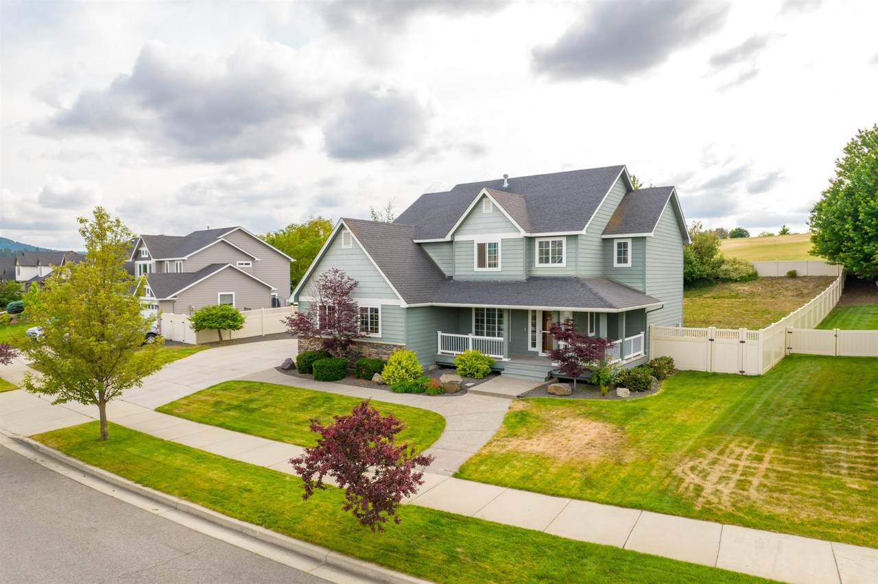 2112 Meadowview Rd - Photo 1