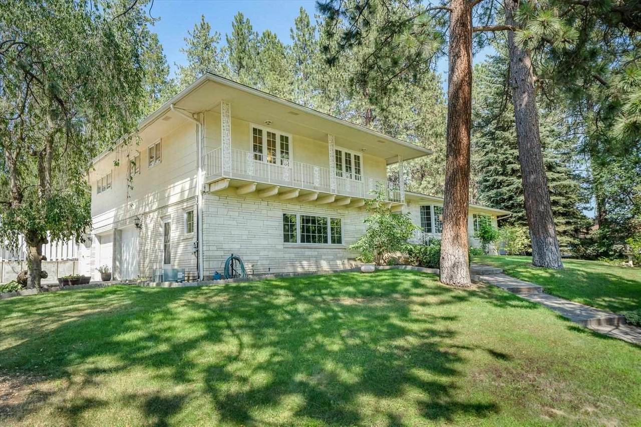 11107 21st Ave - Photo 1
