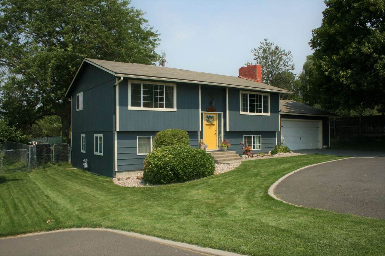 3021 Farwell Rd - Photo 1