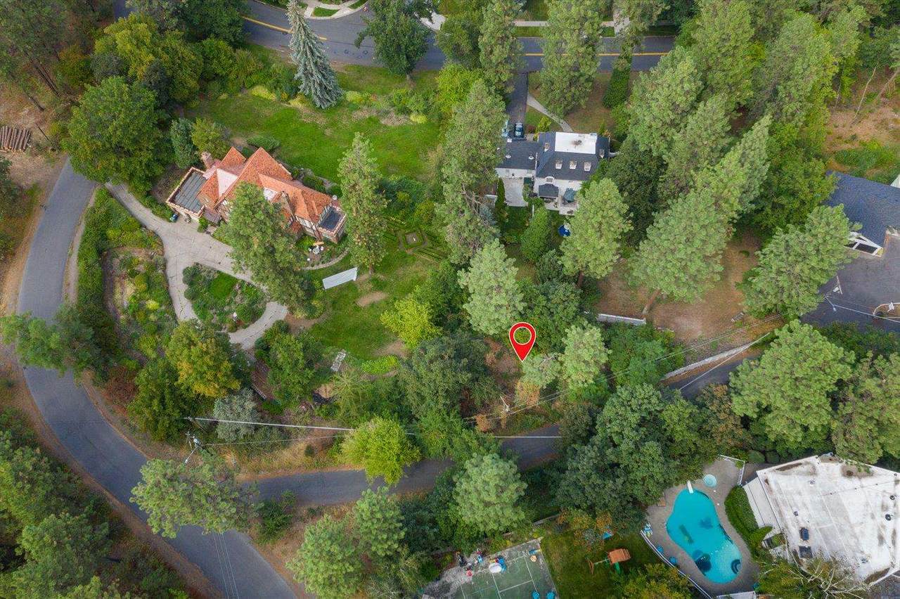 00 Crest Rd - Photo 1