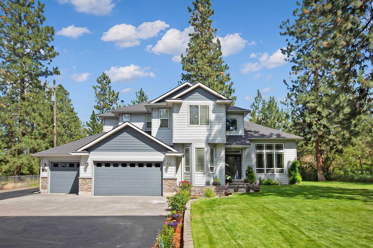 4010 25th Ave - Photo 1