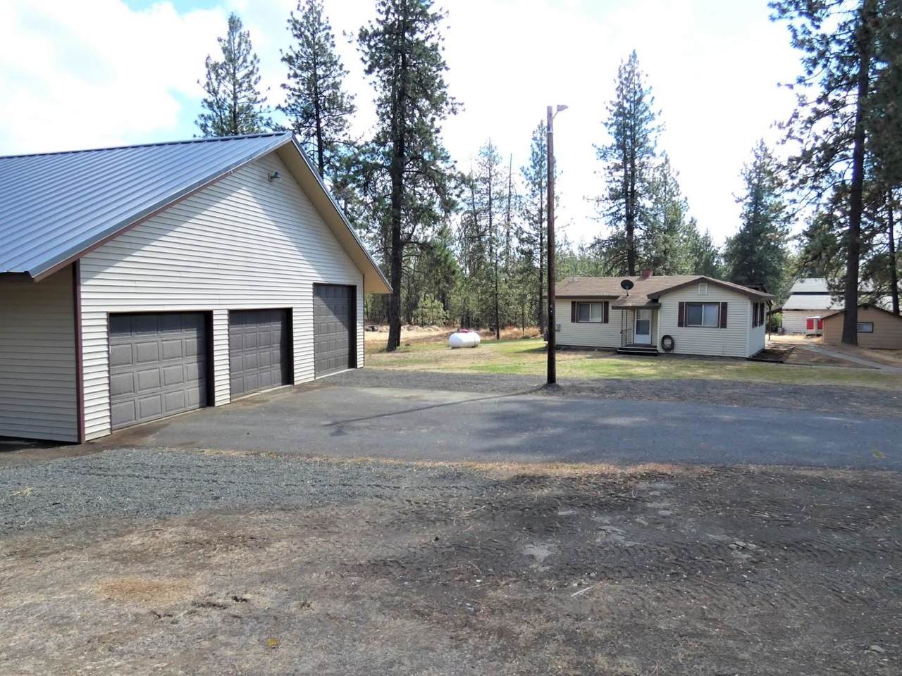 16221 Cheney-Spokane Rd - Photo 1