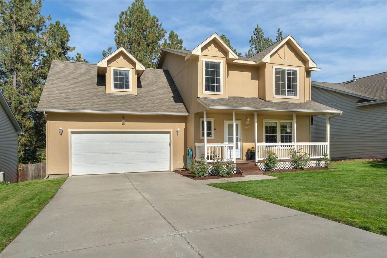 4227 38th Ave - Photo 1