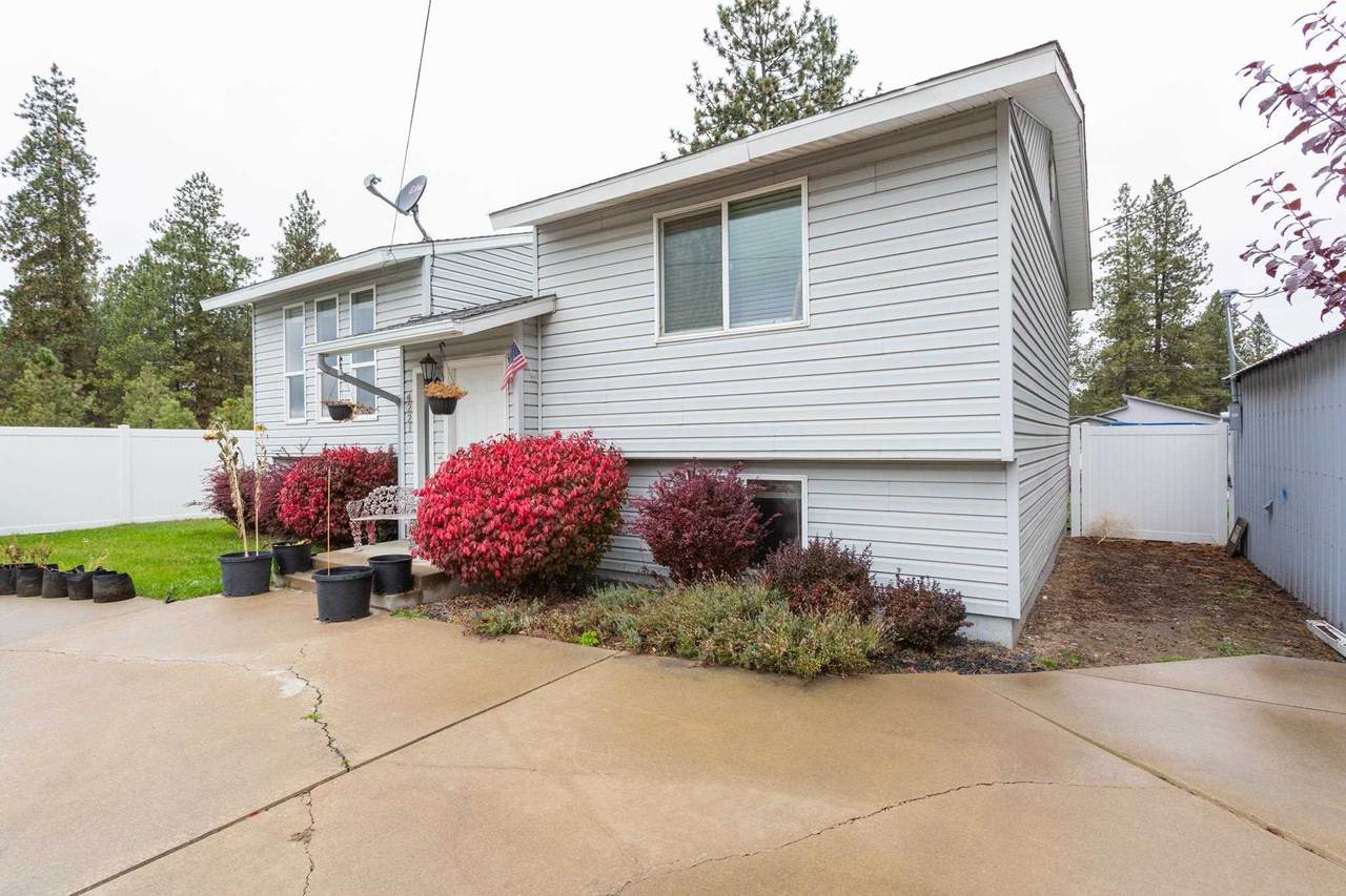 4221 Mt Spokane Park Dr - Photo 1