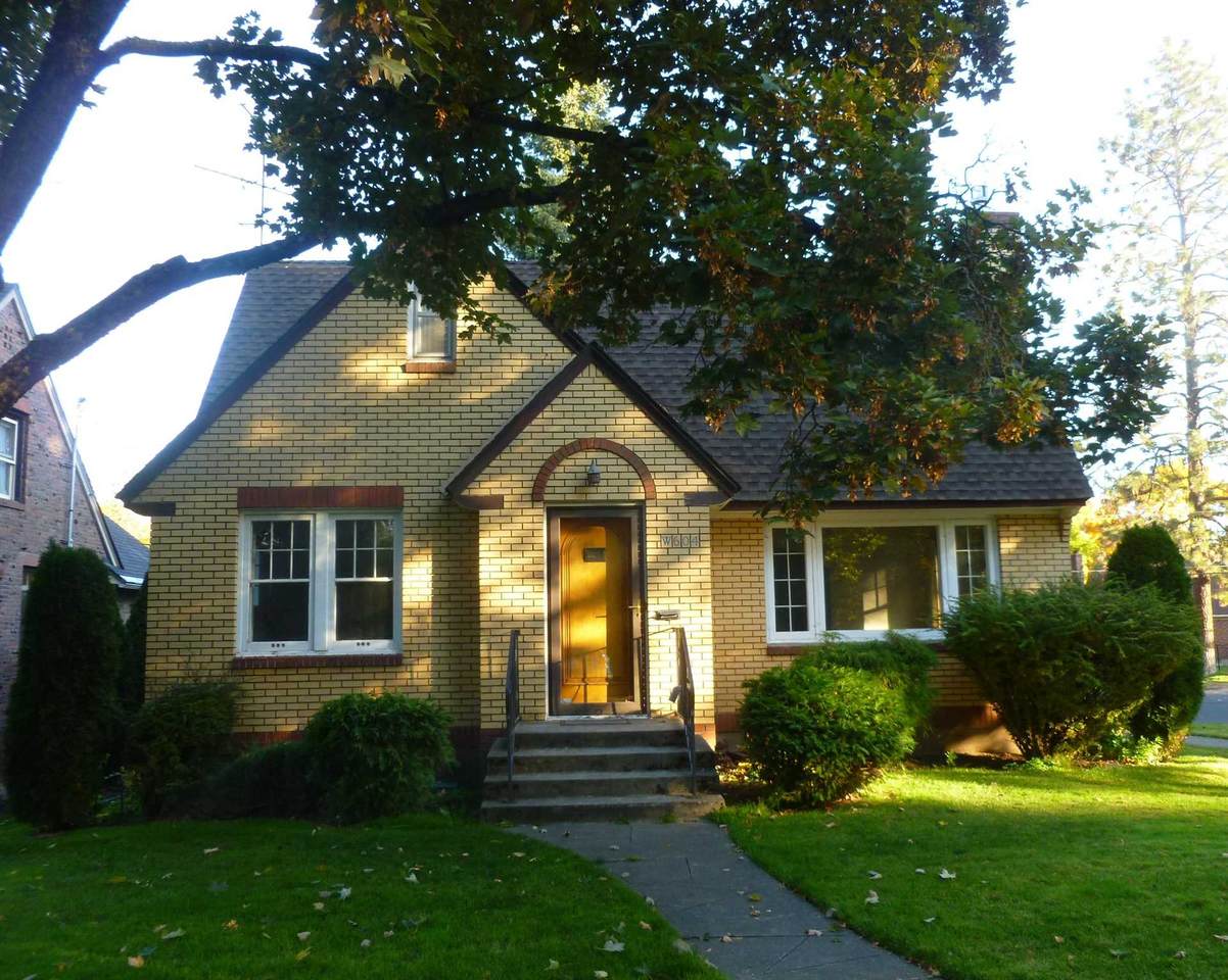 604 27th Ave - Photo 1