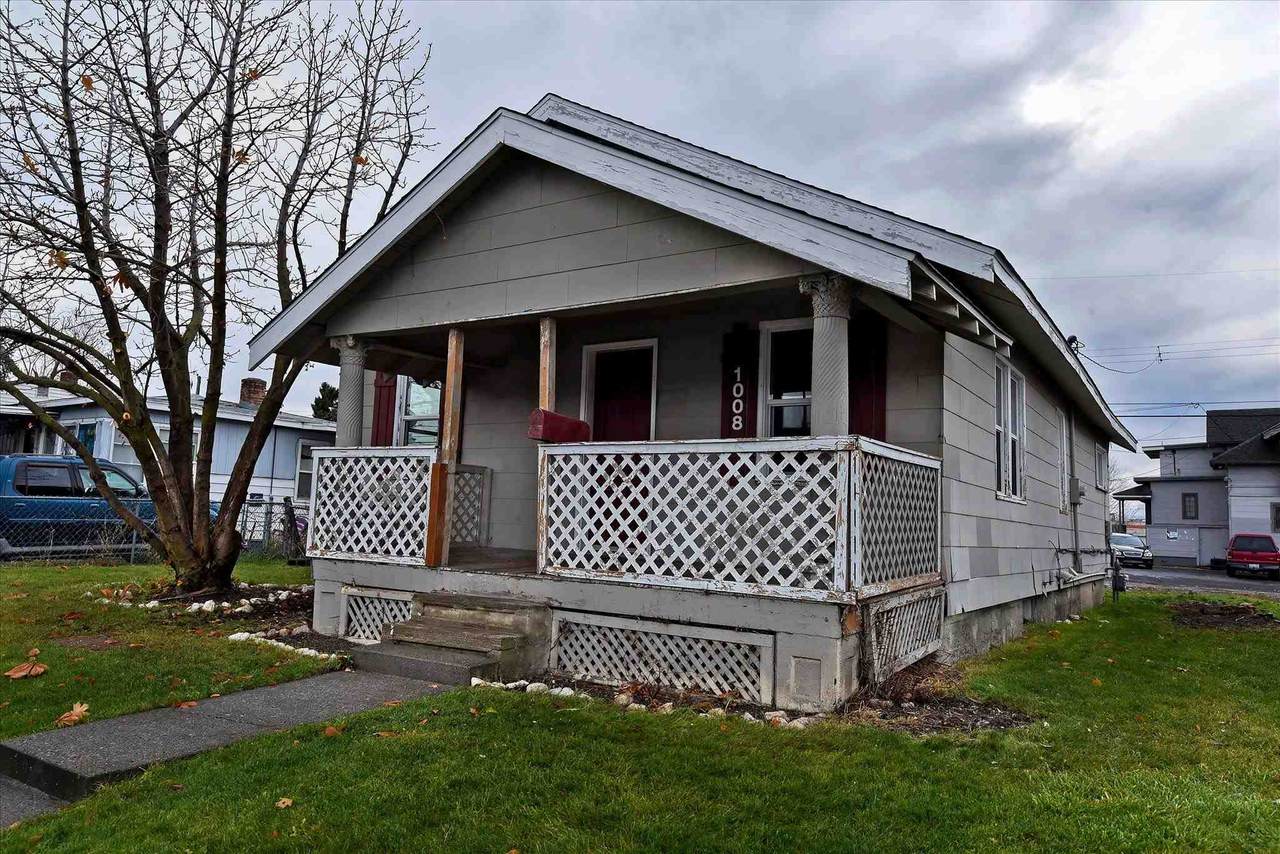 1008 Empire Ave - Photo 1