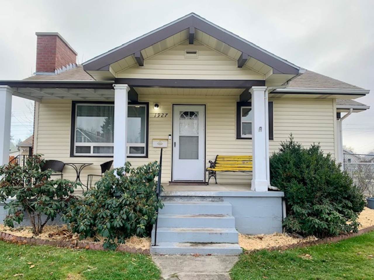 1927 Mansfield Ave - Photo 1