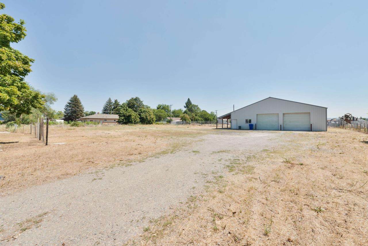 13622 Rich Ave - Photo 1