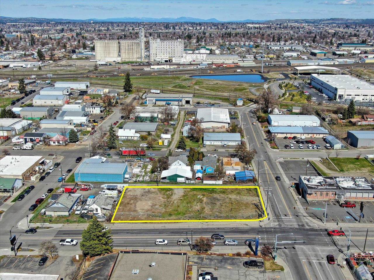 2329-2313 Sprague Ave - Photo 1