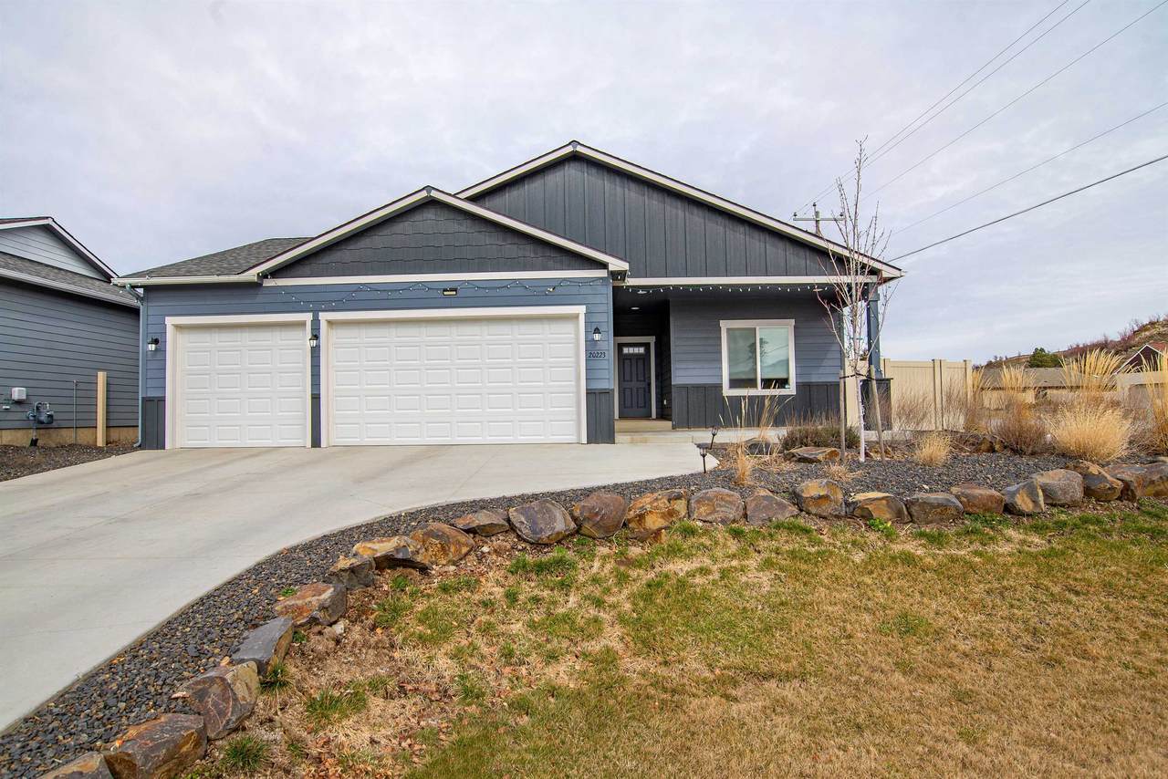 20223 11th Ave - Photo 1