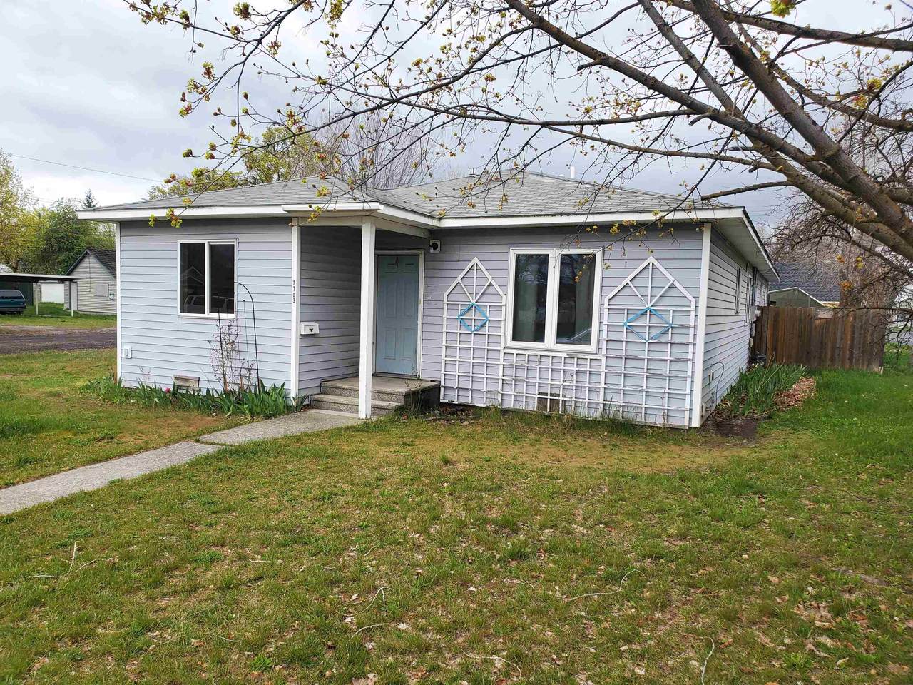 2703 Boone Ave - Photo 1