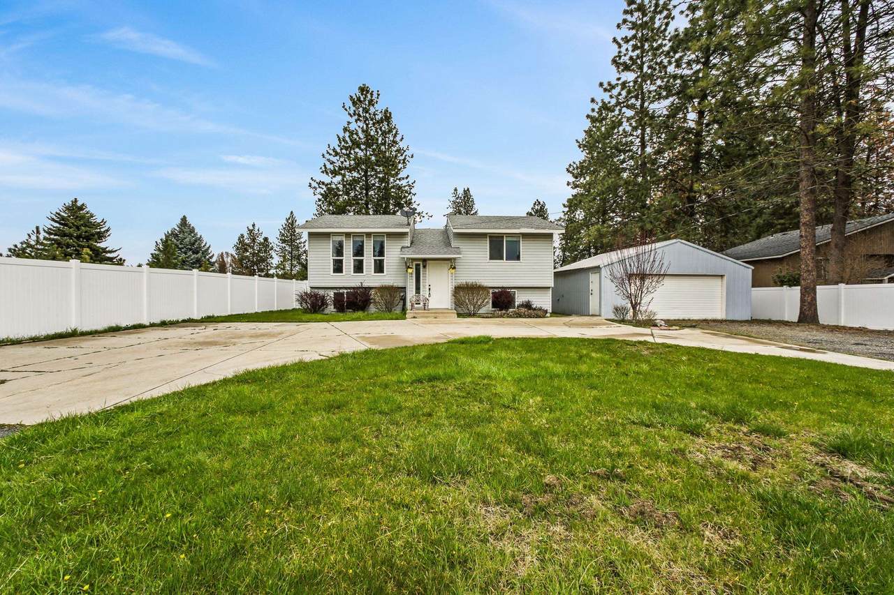 4221 Mt Spokane Park Dr - Photo 1