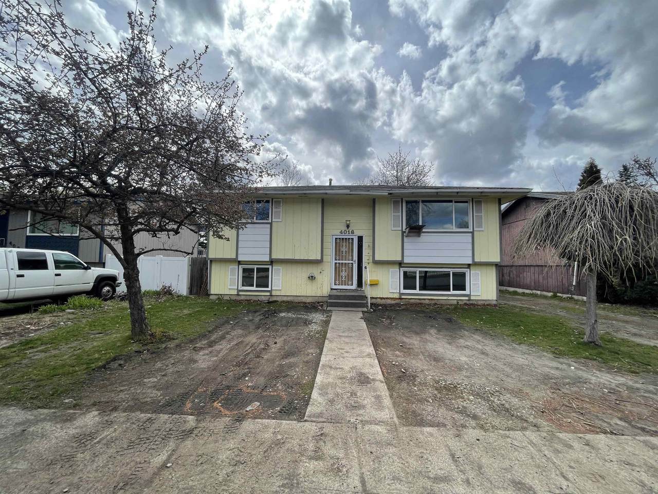 4016 Frederick Ave - Photo 1