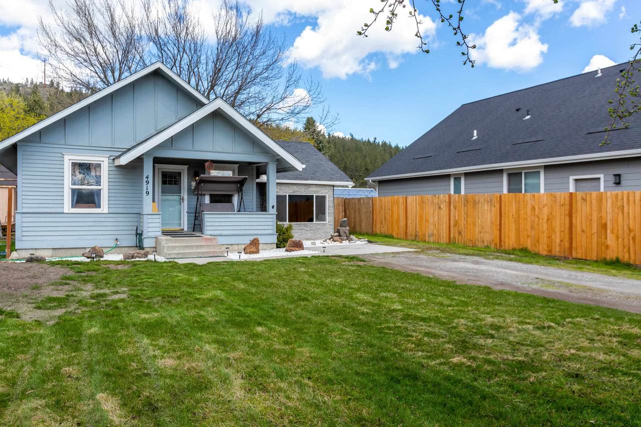 4919 Fairview Ave - Photo 1