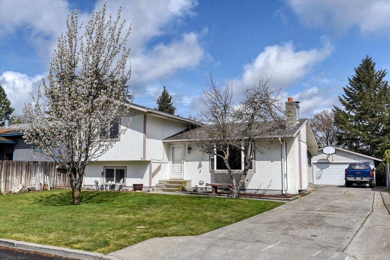 807 Cascade Pl - Photo 1