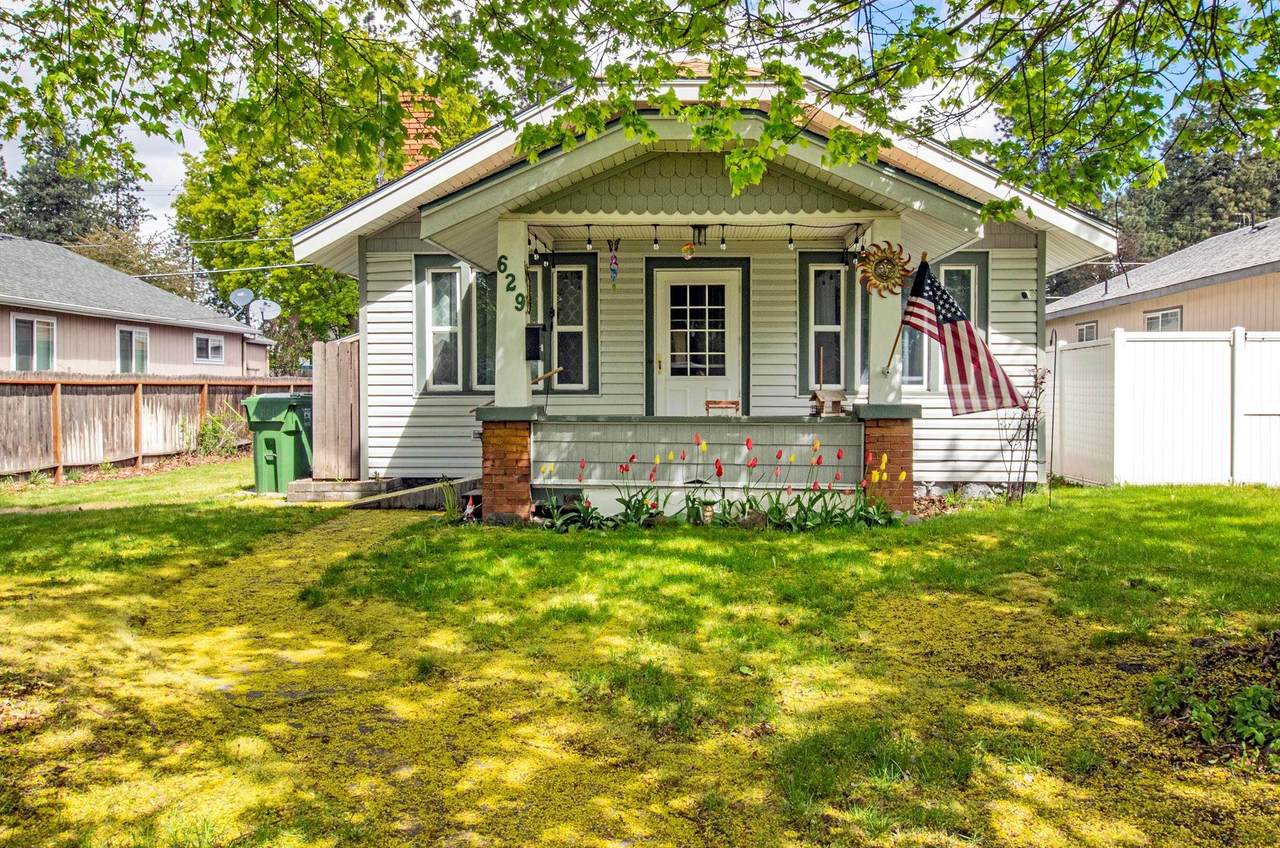629 Longfellow Ave - Photo 1