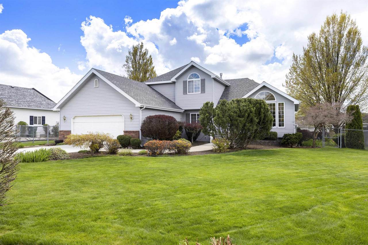 2319 Strong Rd - Photo 1