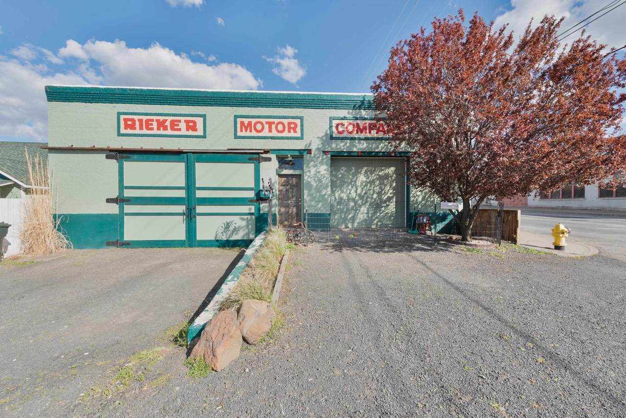 102 Broadway Ave - Photo 1