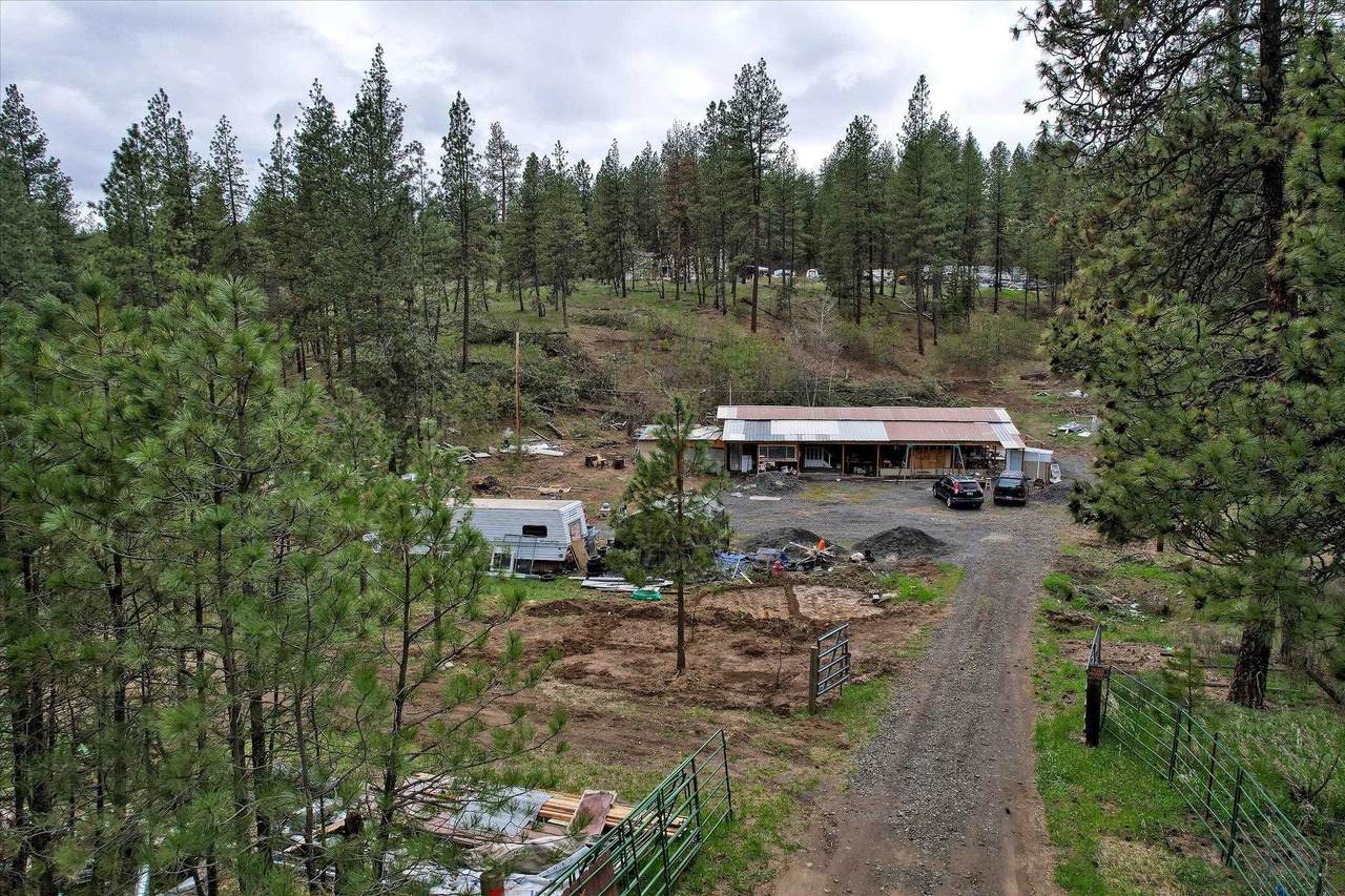 9411 Brooks Rd - Photo 1