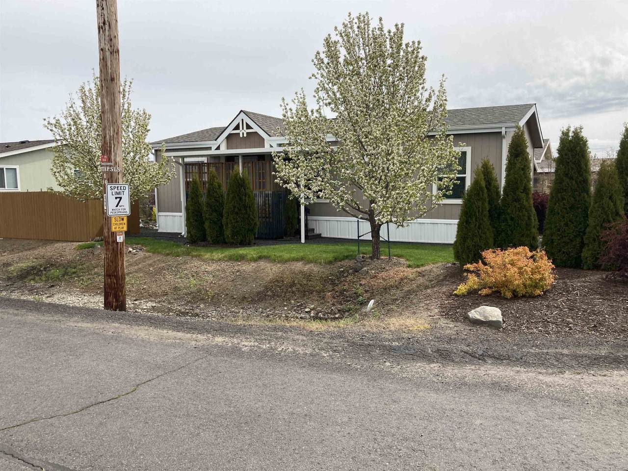 10510 Richland Rd - Photo 1