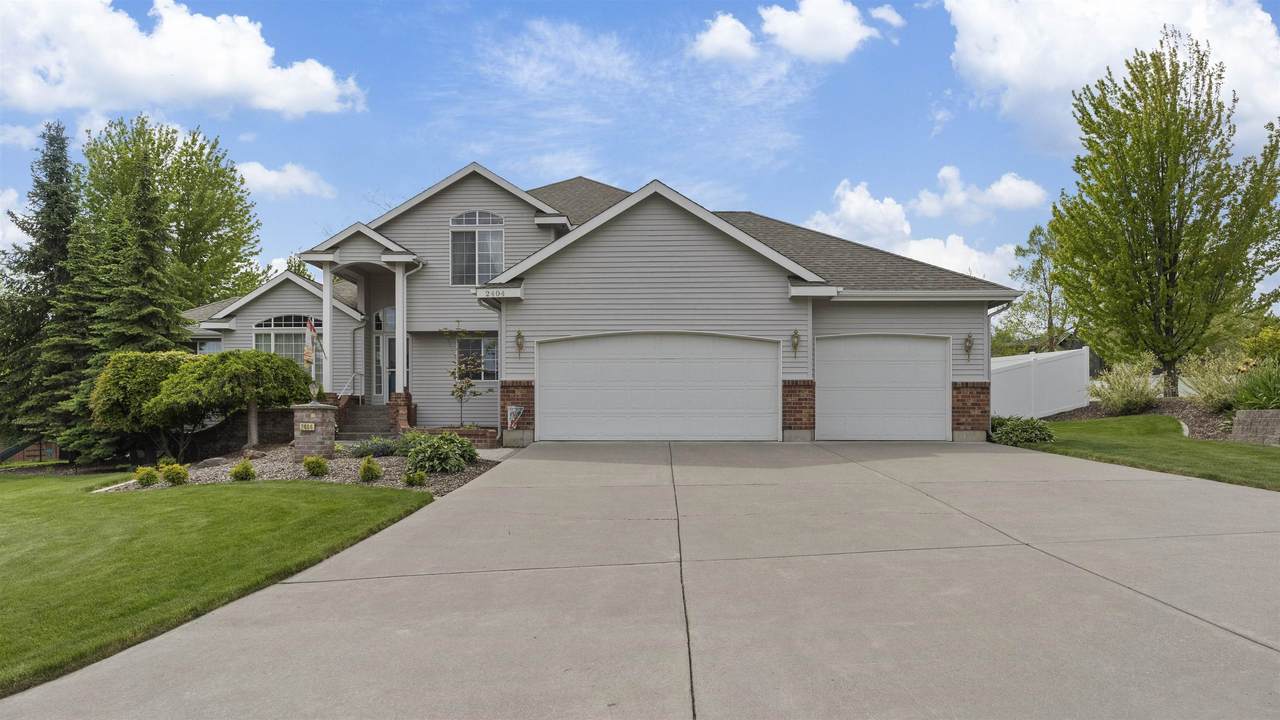 2404 Sumner Ln - Photo 1