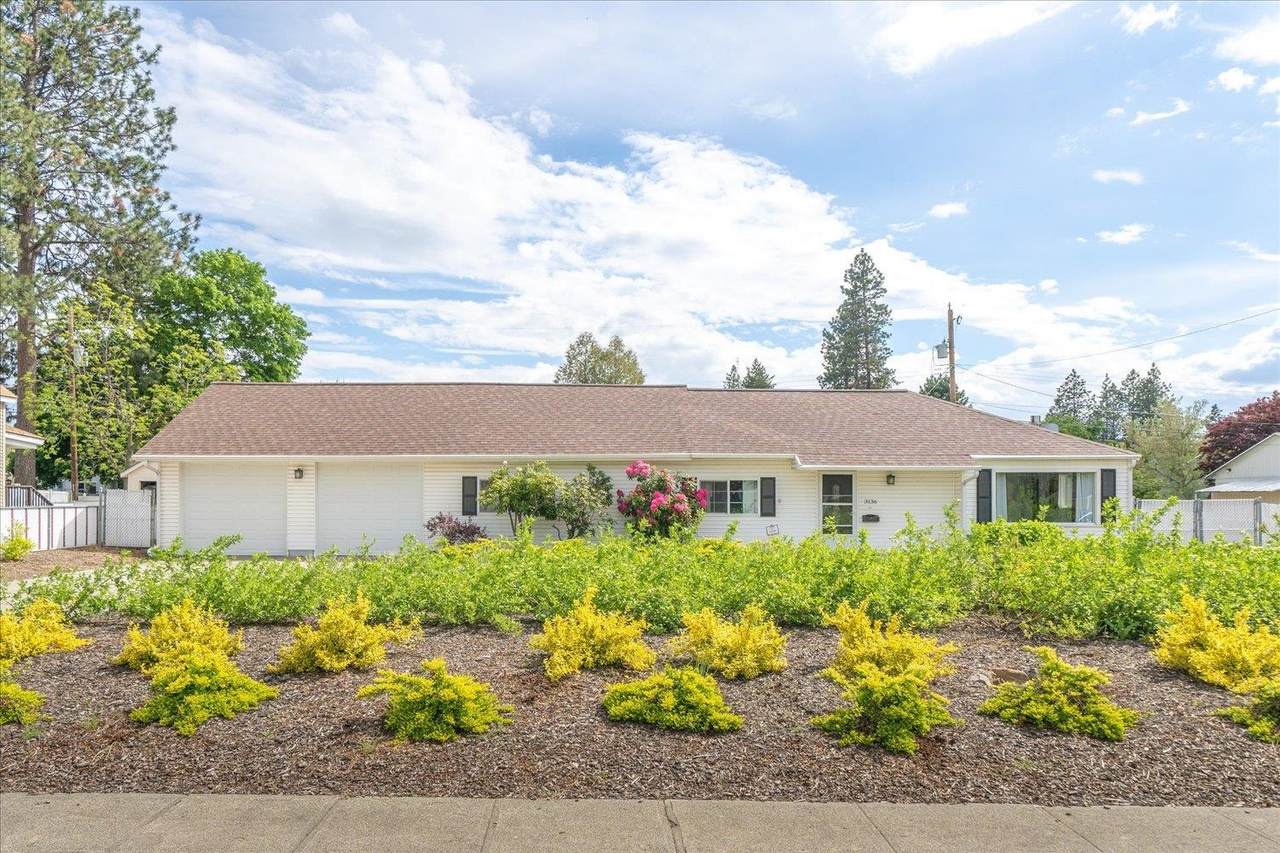 3136 32nd Ave - Photo 1