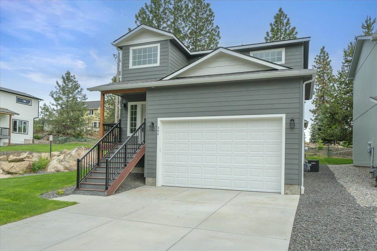 806 Canterbury Ln - Photo 1