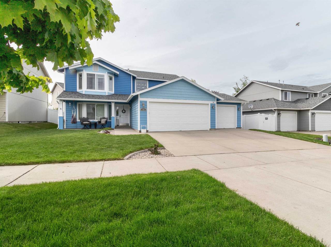 402 Molly Mitchell Dr - Photo 1