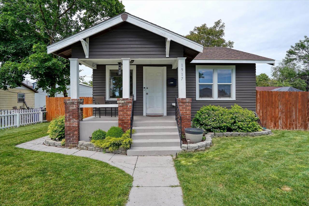 1917 Mallon Ave - Photo 1