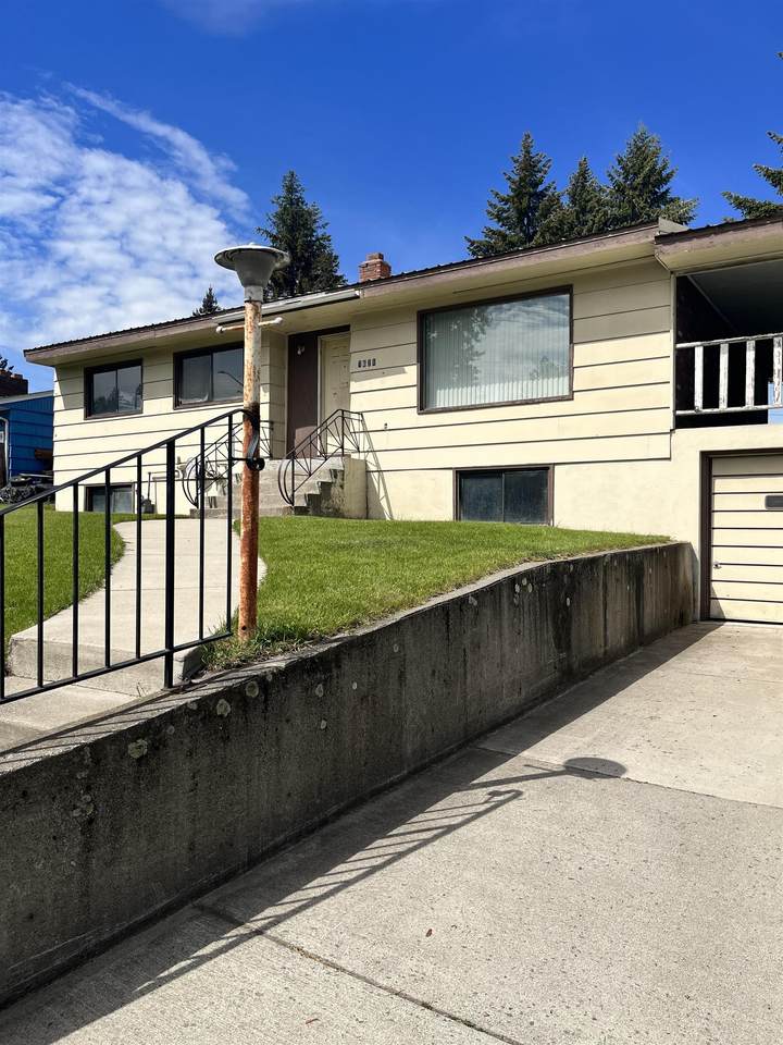 7621 Wall St - Photo 1
