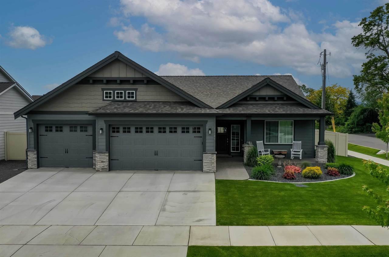 13404 Crown Ave - Photo 1