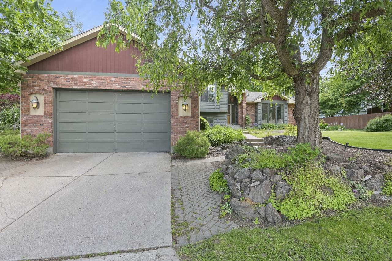 4818 46th Ave - Photo 1