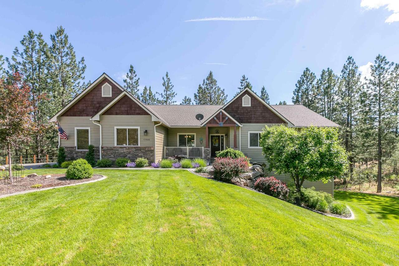13906 39th Ln - Photo 1