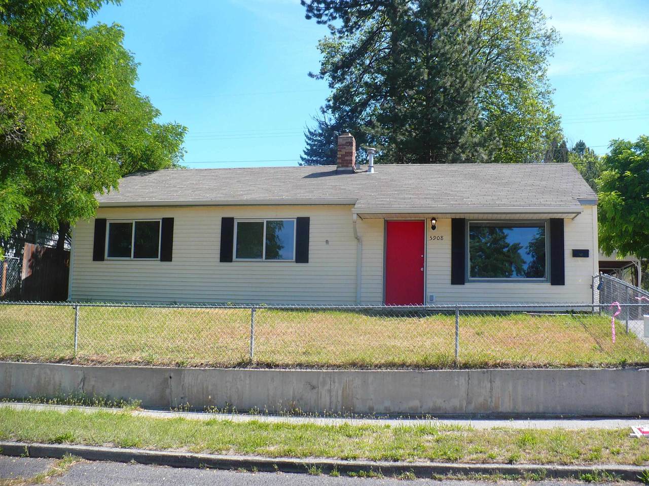 5908 Sutherlin St - Photo 1
