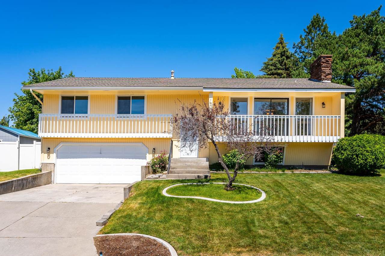 418 Rolland Ave - Photo 1