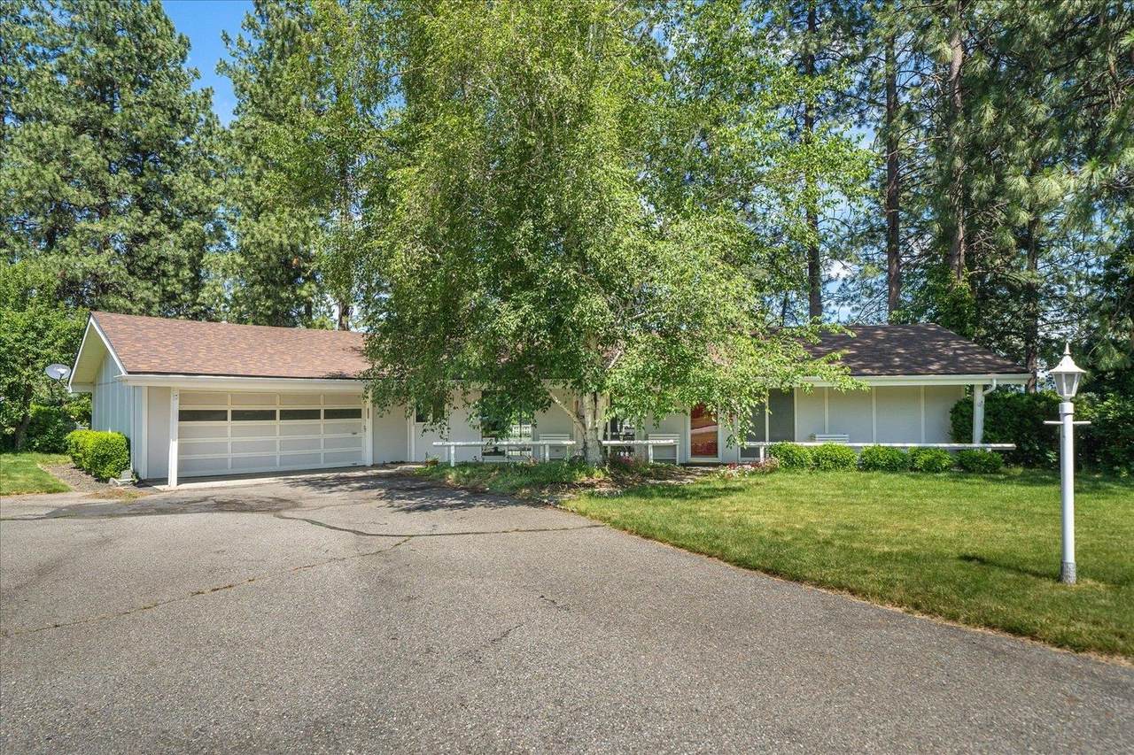 3805 Ridgeview Dr - Photo 1