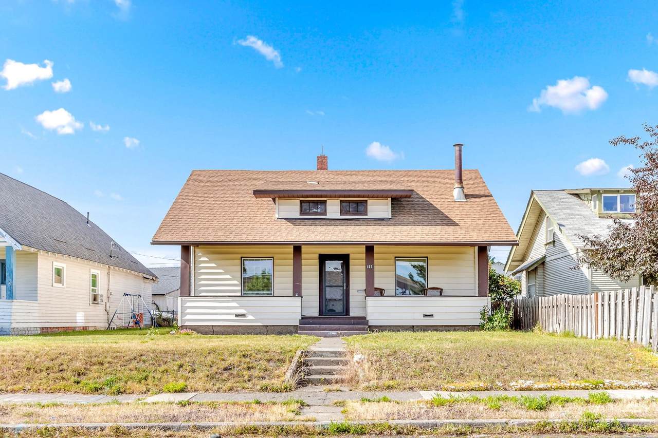 107 Crown Ave - Photo 1