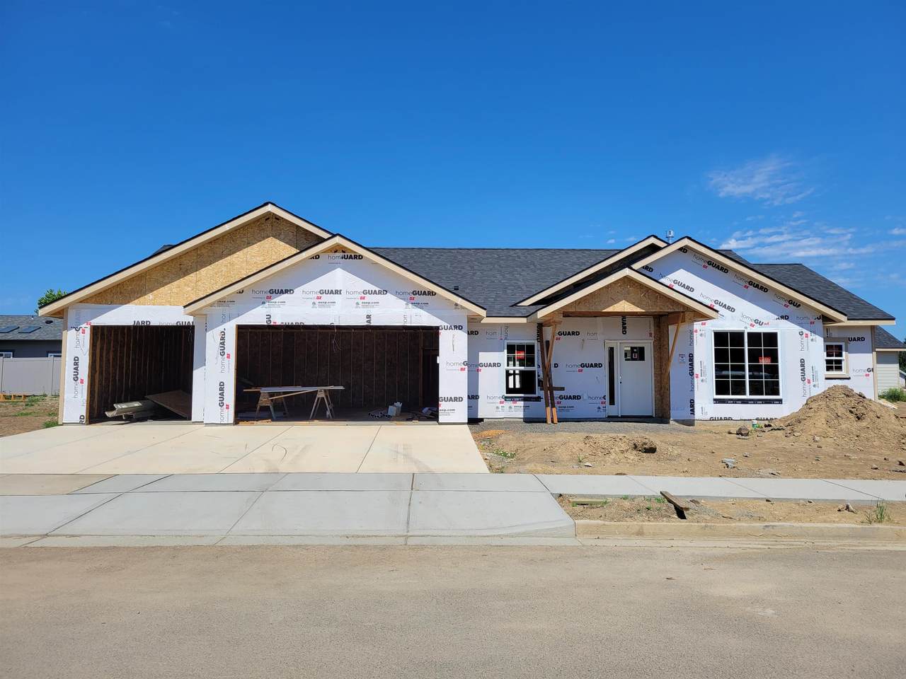 2118 Caden Ave - Photo 1