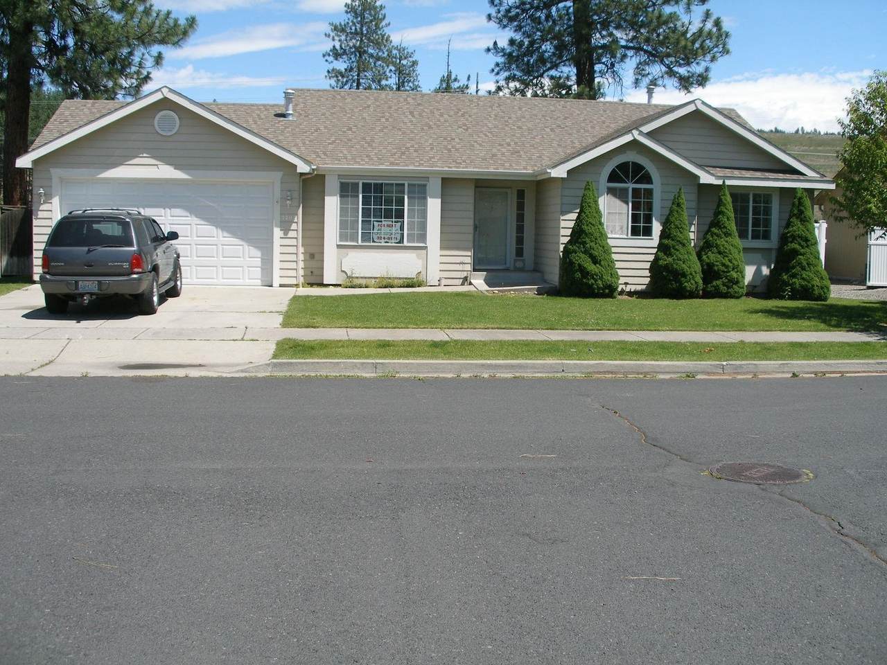7702 Old Fort Dr - Photo 1