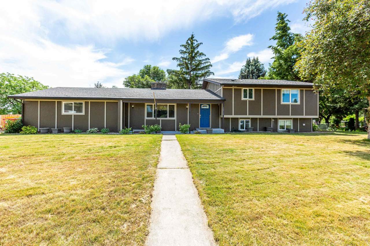 12716 Lenora Dr - Photo 1