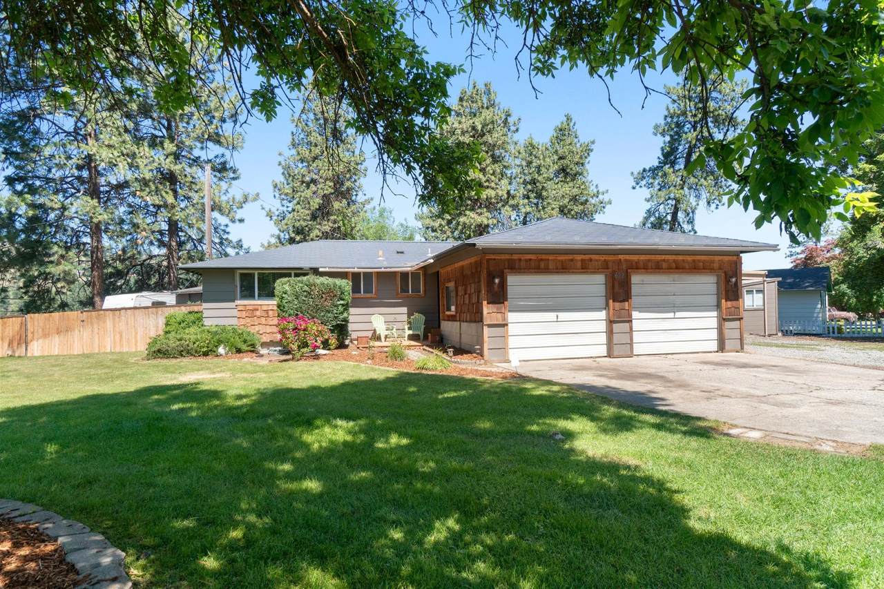 622 Vernon Ave - Photo 1