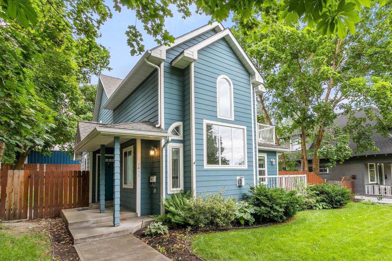 1411 13th Ave - Photo 1