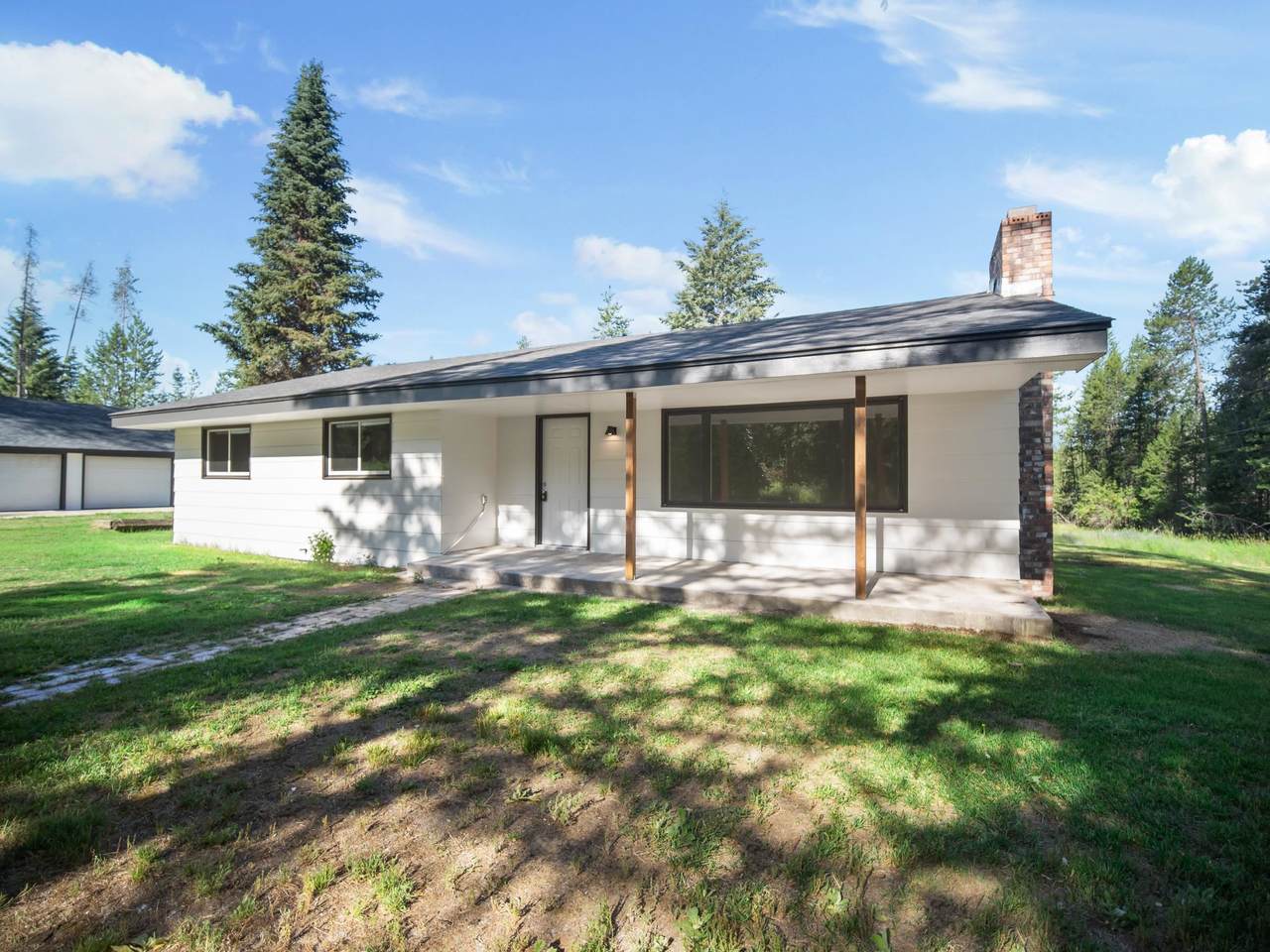 1061 Roberts Rd - Photo 1