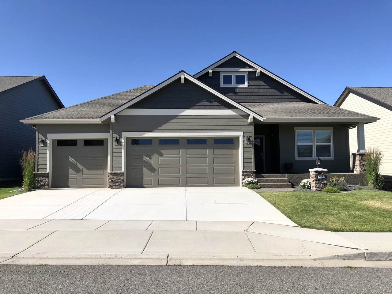 571 Basalt Ridge Dr - Photo 1
