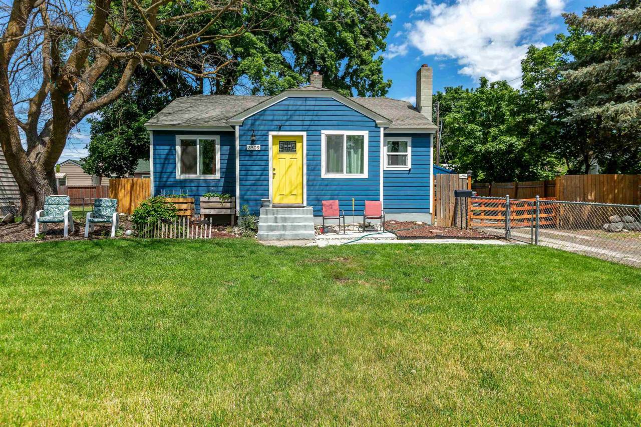 2809 Mission Ave - Photo 1