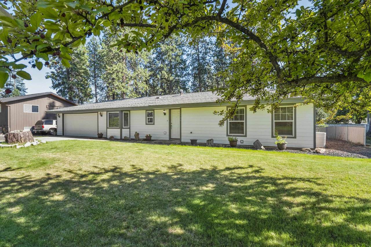 13706 28th Ave - Photo 1